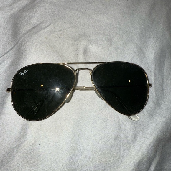 Ray-Ban Gold Frame Aviator Sunglasses - Picture 1 of 2